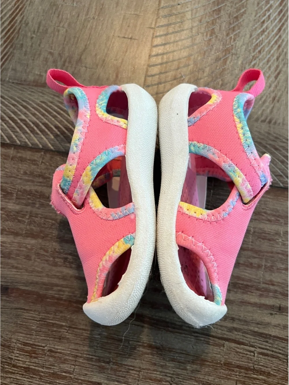 OshKosh B'gosh Girls’ Pink Toddler Water Sandals with Rainbow Trim, Size 6
